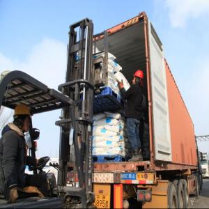 Kina producent Flakes / Perler / Solid 99% (Sodium Hydroxid, NaOH) Caustic soda