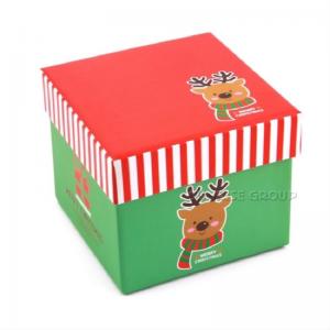 Lille kvadratisk papirudskrivning juleaften æske gaveæske