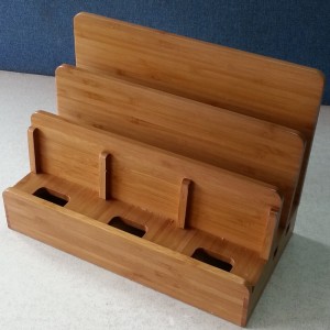 Bambus opladningsvalet med flere enheder