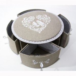 varmt salg chokolade slik rundt i stiv gaveæske