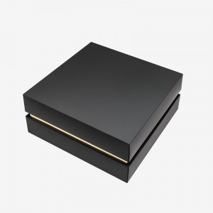 Brugerdefineret design genanvendt sort pappakning af gaveæsker med bånd