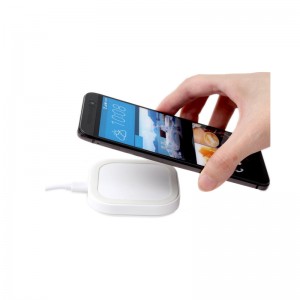 KPS-9501HC Oem mini ultra tynd 10W hurtigopladning qi trådløs oplader til mobiltelefon