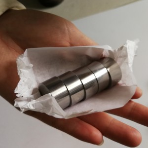 Engros flere størrelser for at optimere hastigheden på din fyrretræsbil, wolframcylindervægt