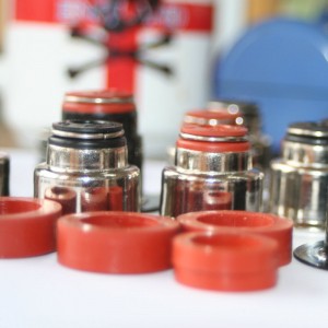 Kinas professionelle producent Viton gummi Ventilstangolie tætning til Commins Power-motorer i Dong feng-lastbiler