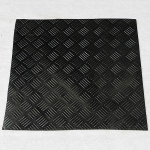 Kraftig diamantformet gummipassage, gummistabil mat til malkestal