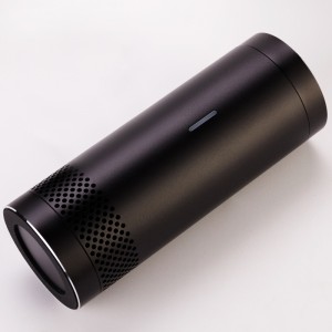 Billuftrenser USB-drevet med detekterer luftkvalitetsfunktion til at fjerne røg / støv / kæledyr lugt / dårlig lugt / bakterier / formaldehyd-bil luftrenser