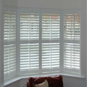 pvc-skodder og komponenter fremstiller vinduer