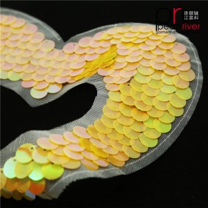 Orange hjerteformet paljetter