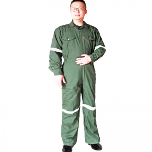 Tøjtilpasning i flere vigtige faktorer, der påvirker prisen