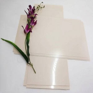 Høj kvalitet 0,5 mm abrikosfarve stift PET-plast polyesterplade til møbler