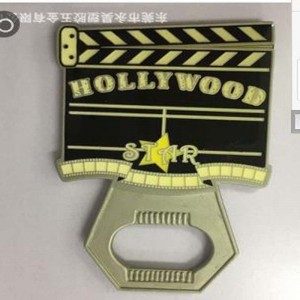 P040 flaskeåbner magnet