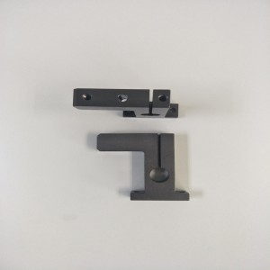 Drejning af fræsearbejde til montering af industrielt udstyr