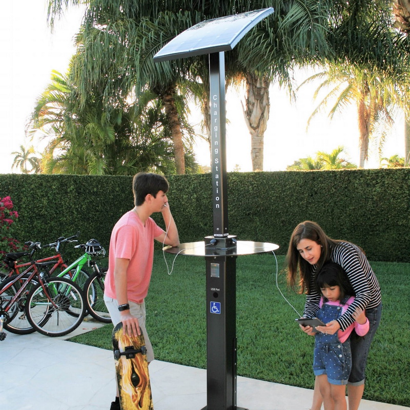 Solenergi udendørs intelligent reklame mobiltelefon opladning polestation til mobil