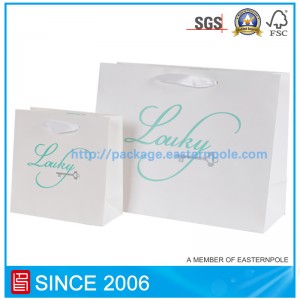 Papirpose til genbrugsmateriale til beklædning