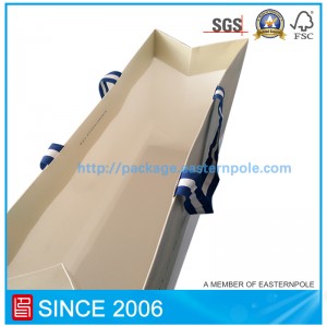 Hvid kraftpapirpose til tøj