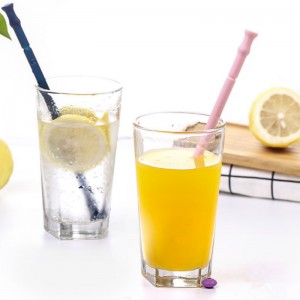 Sammenfoldeligt silikonestrå