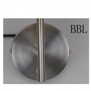 moderne væglampe med stofskygge