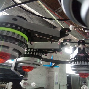 Høj kvalitet 48 rpm / min sportsmaskine til fremstilling af knæhætter