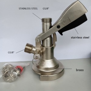 Ølfadekobler med aflastningsventil