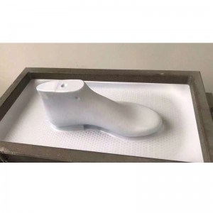 Skoforarbejdende formformningsmaskine