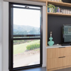 DOBBELT HUNG WINDOWS UPVC & aluminium