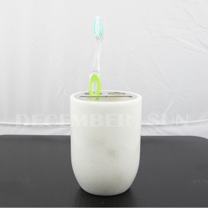 Rent hvidt marmorbadssæt