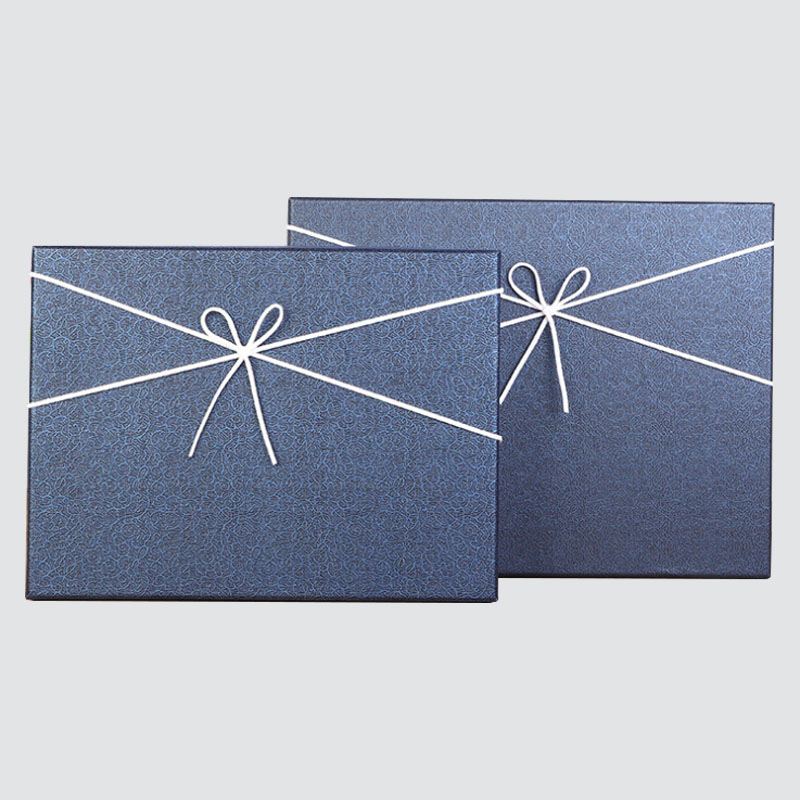 Enkel stil Tøjboks Størrelseshætte dekorativ flugtbånd gaveæske