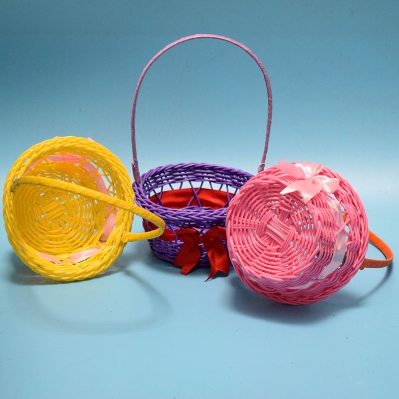 Dekorativ kurv med håndtag