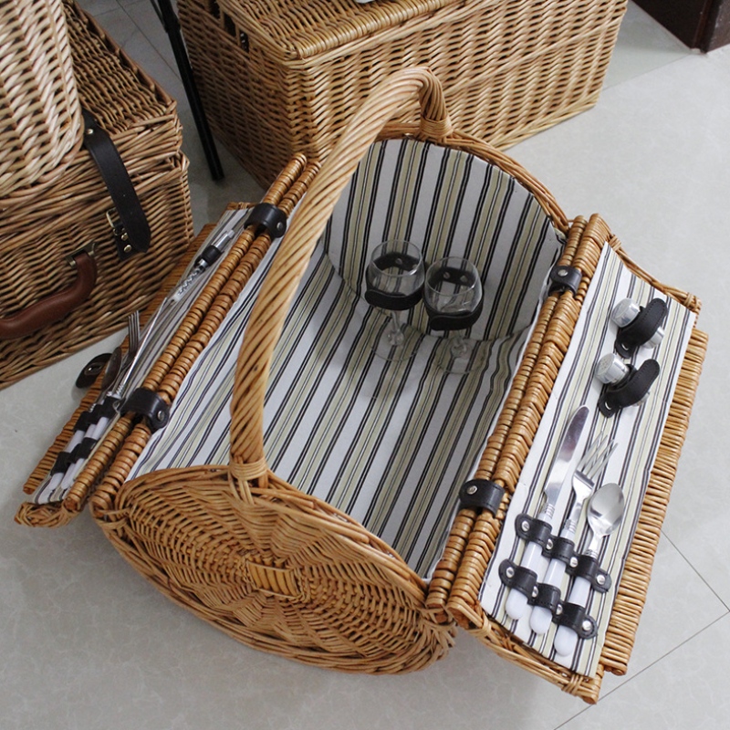 Rundt Form Willow Picnic Basket