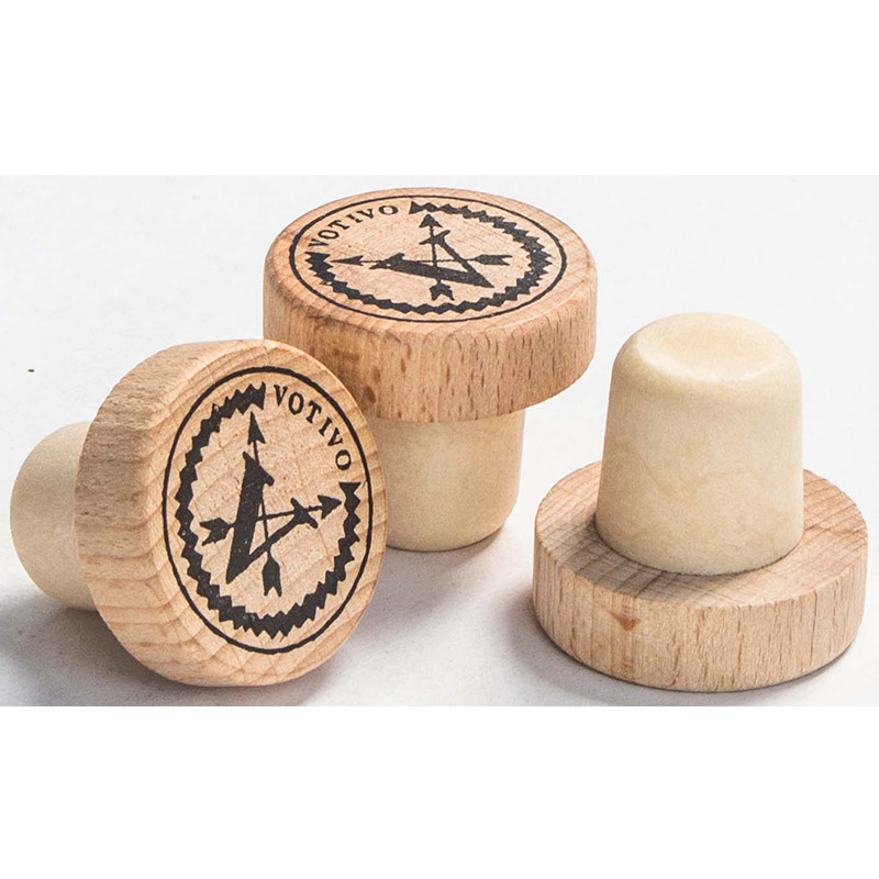 lukning af brændevin med flaskeprop