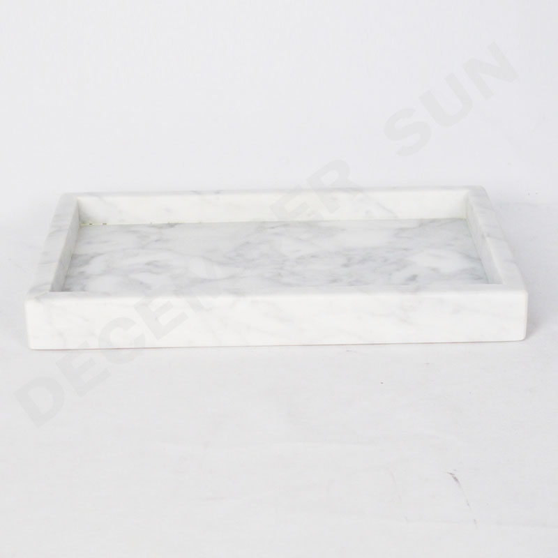Håndlavet serveringsbakke i hvid marmor