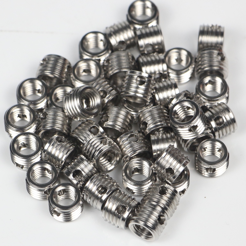 308 000 060.500 308 M6 * 1 * 10 * 1,25 * 12L selvtappende indsatser med 3 huller uden burr 500K lager