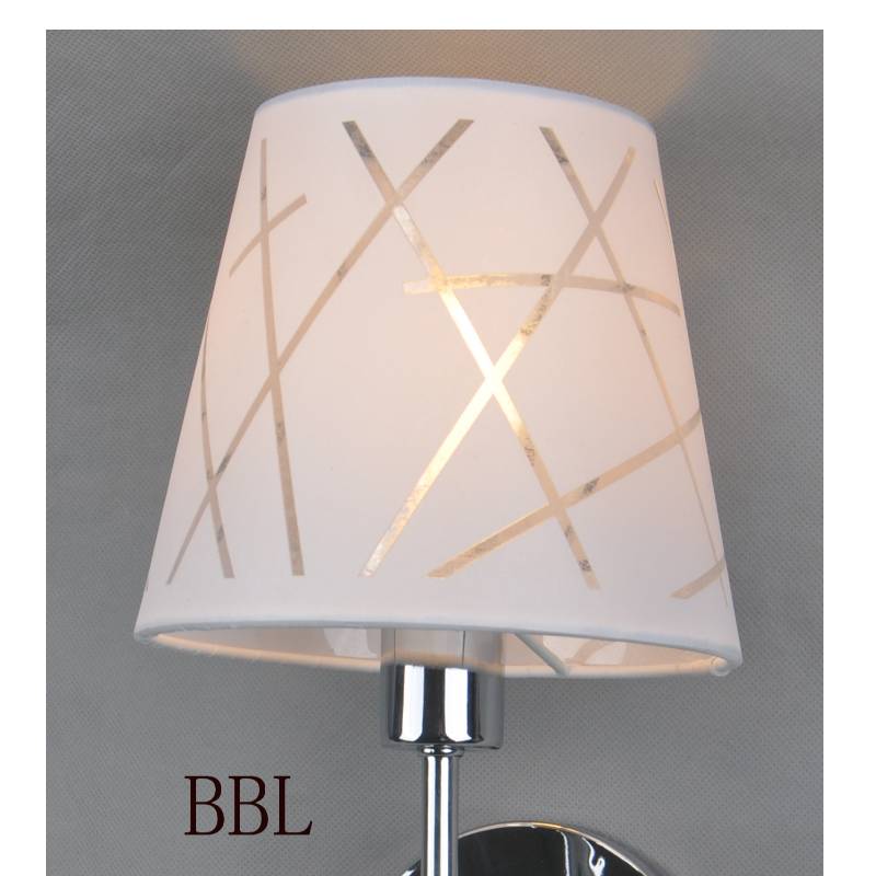 Lampen med skyggen af stof