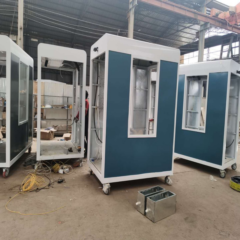 Høj effektiv kropsbeskyttelse Let betjening Temperaturmåling og desinfektionsgang