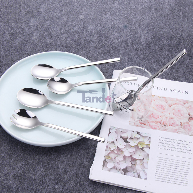 Smukt design 21pcs metal festbestik