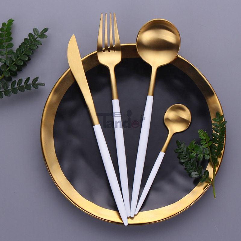 304 matpolsk middagsserver koreansk bestik med hvidt håndtag til bryllupsgave