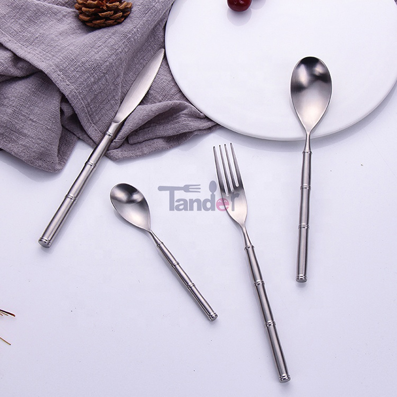 4pcs 18/10 elegante fladbordservice sæt bestik af rustfrit stål