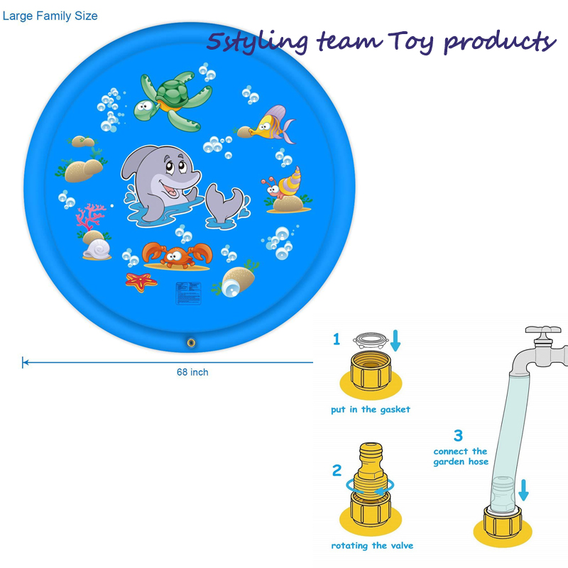 Vandspraymåt udendørs græsplænemåtter børn, der leger med vandblegetøjet Delfinvand spraymåt surfing regnbuevandsplade