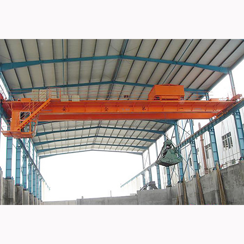 Snup Bucket Overhead Crane