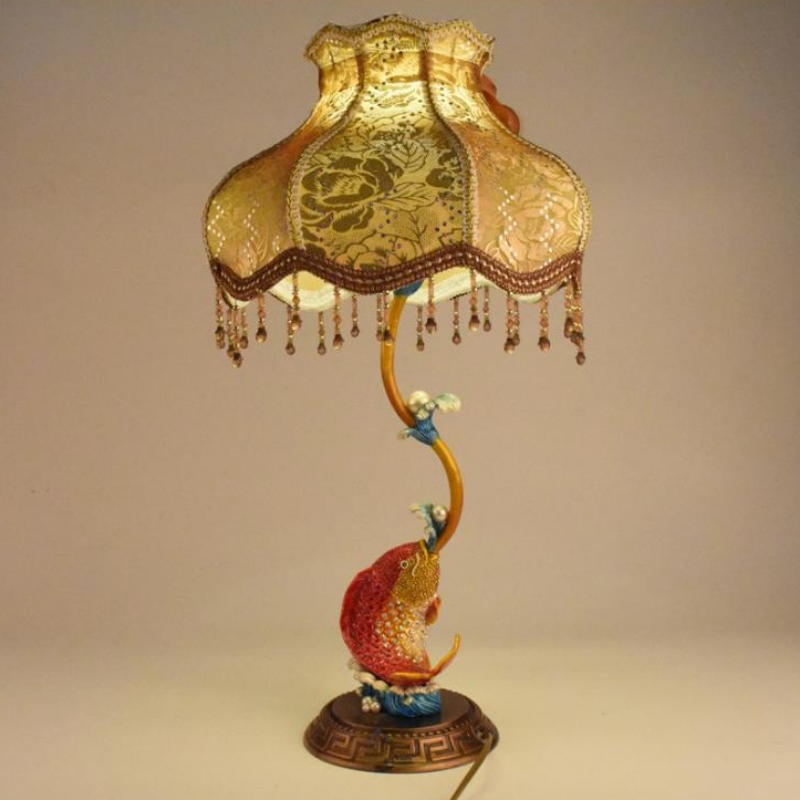 Europæisk mode, kreativitet, enkel dekoration, bordlampe, klæde, metallampe, boligtekstiler, hotelværelse, bordlampe, tilpasset dekoration