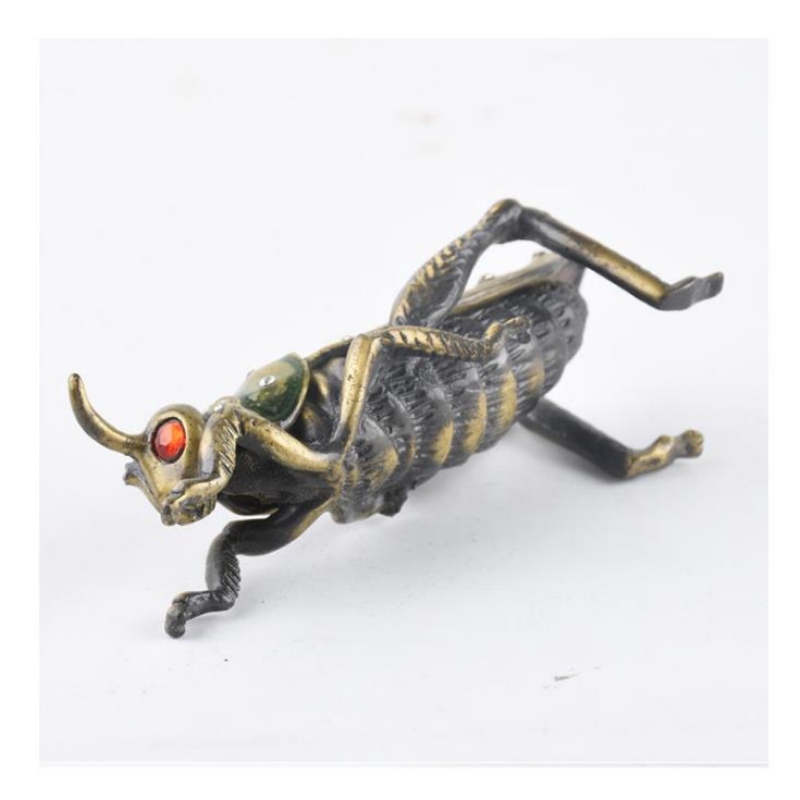 Yuanyuan fabrik specialiserer sig i fremstilling af lette og luksuriøse prydplanter, moderne nye kinesiske husholdningsartikler, dagligstuer og kunstgenstande