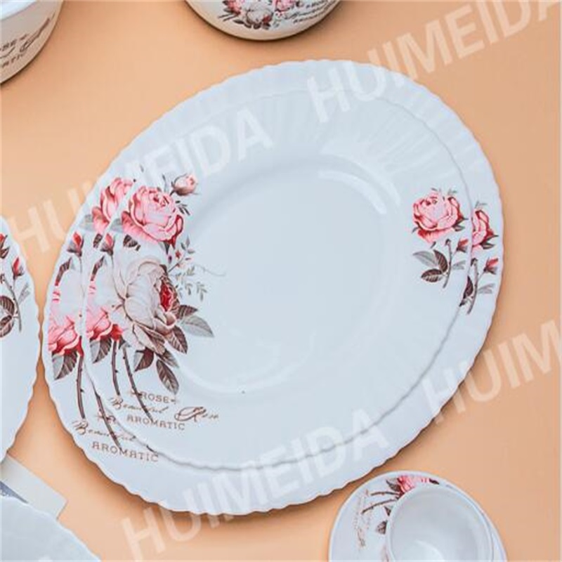 Bordservice med uigennemsigtigt glas, porcelæn, porcelæn og porcelæn