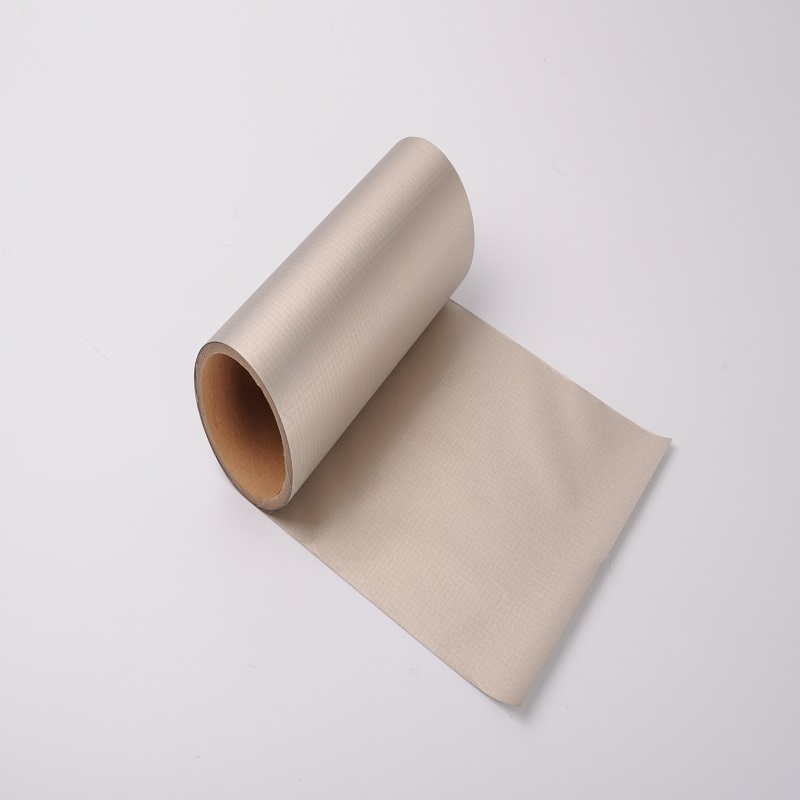 Elektromagnetisk afskærmningsklud