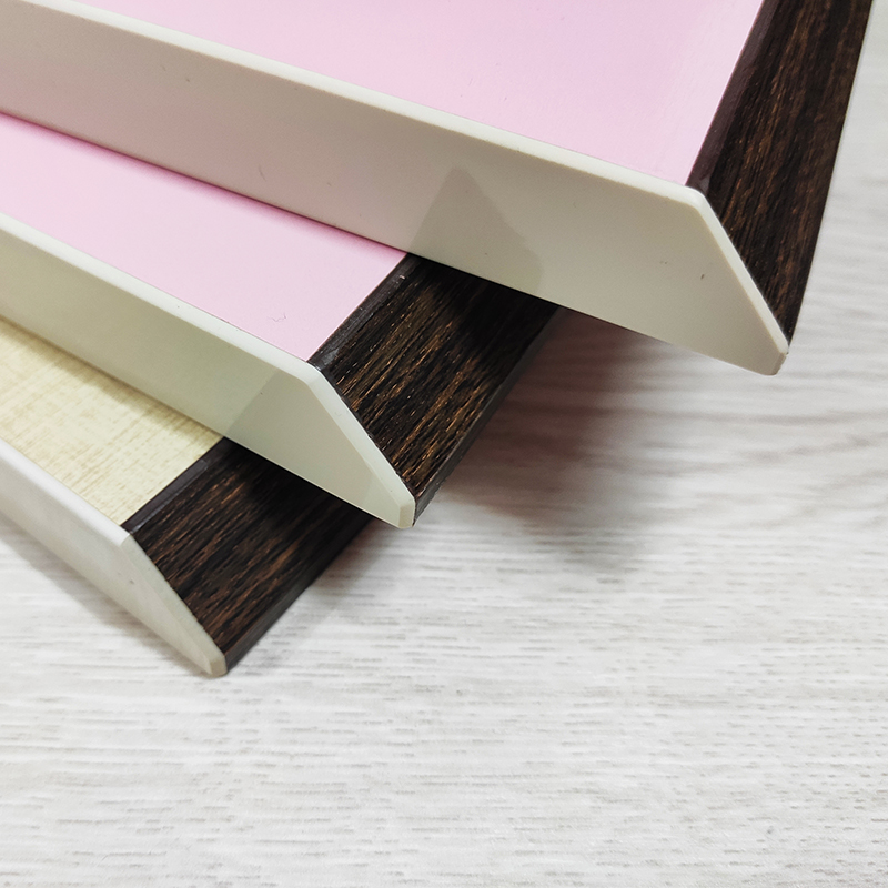 Hvorfor forurenede panelets overflade efter kanten?