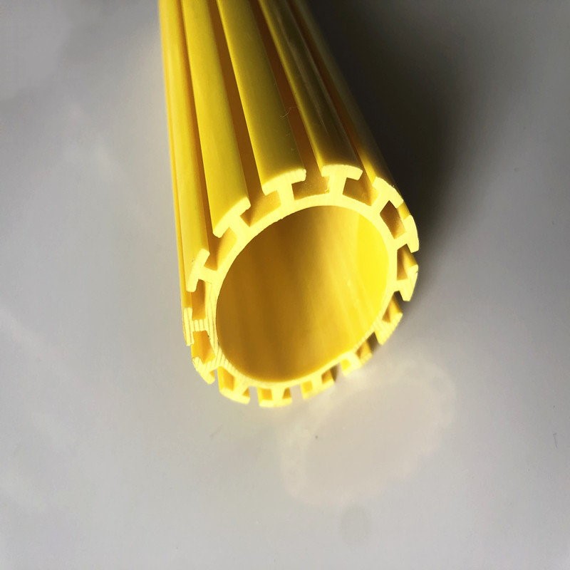 specialfremstillet ekstrudering pvc profilrør plastrørprofil til slikkepindstøtte glidespalte