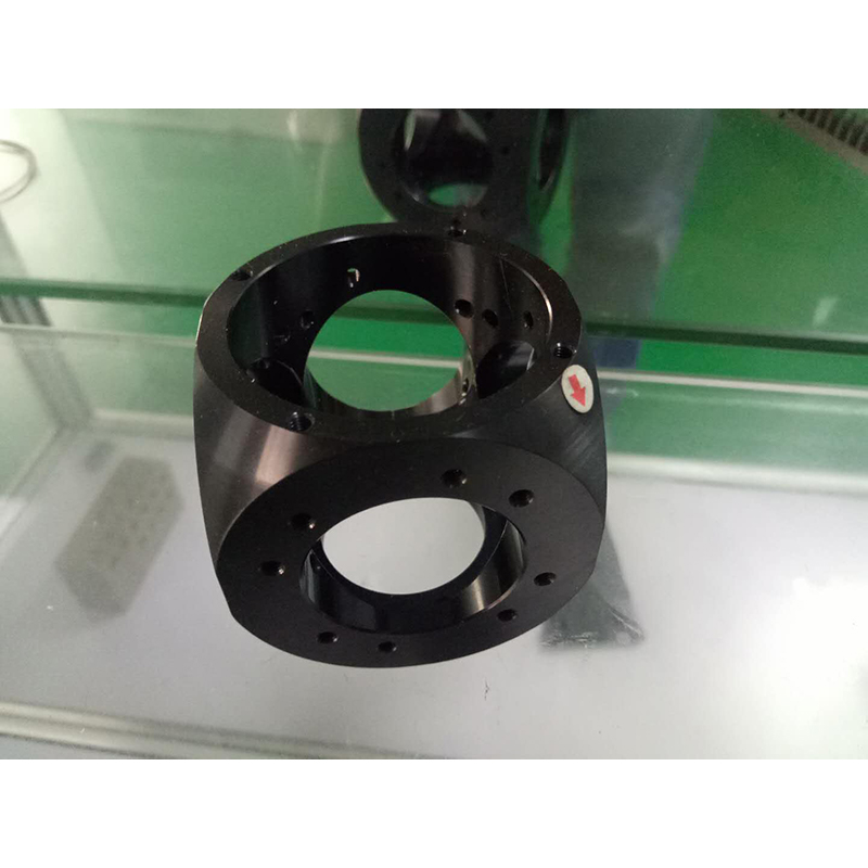 CNC drejebænk bearbejdningsproduktionscenter for at tilpasse tegningen