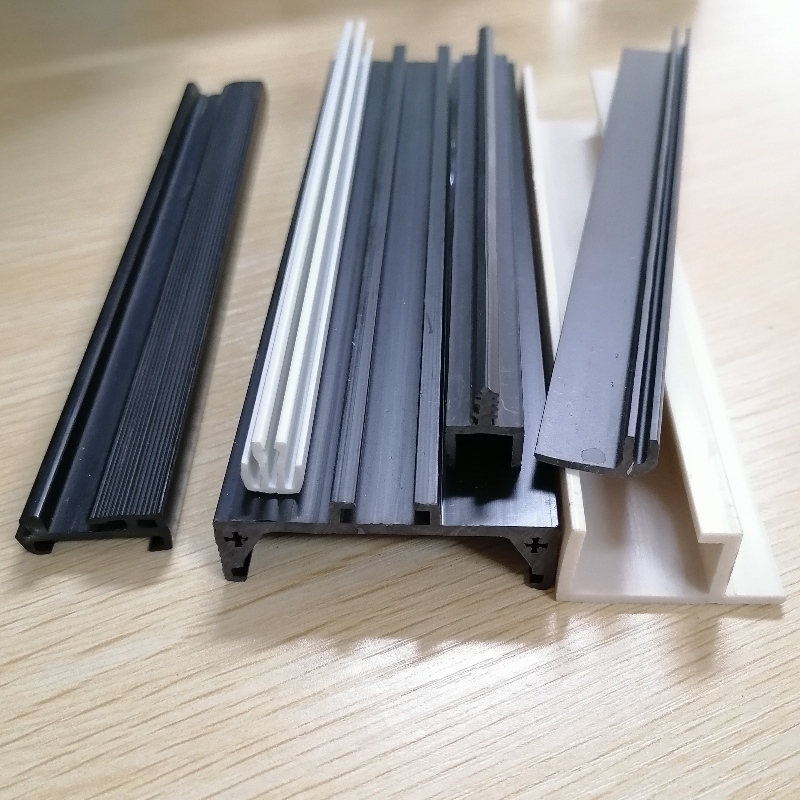 Brugerdefineret PVC PulTrued Profiles strimler af plast rektangulær stang PVC strimler