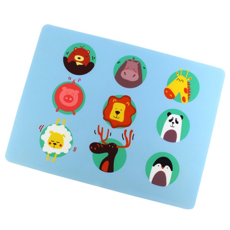 Farvetrykt tegnefilmsmåtte