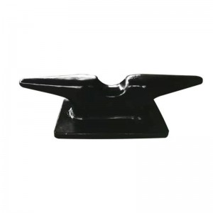 Metaller til skibsdæk, støbt, af jern og stål, med fastgørelsesdele