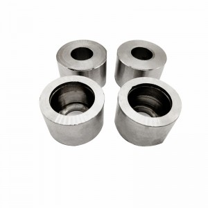 Fabriksanpasset service Præcisions CNC-bearbejdet aluminiumbøsning